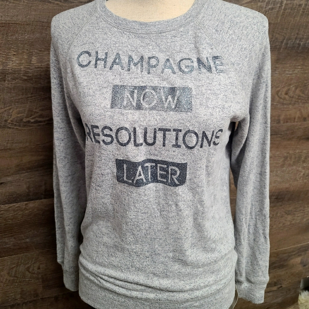 NWT New Years🥂Pullover J